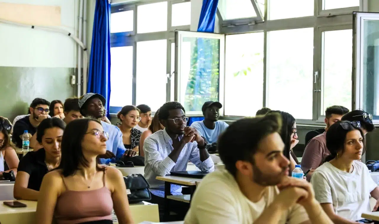Yabancı uyruklu öğrencilerden DEÜ'ye büyük ilgi