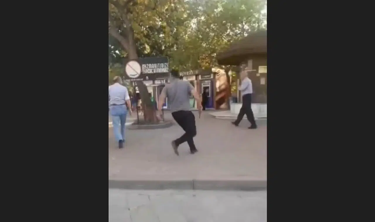 Kaza Sonrası Bıçaklı Dehşet