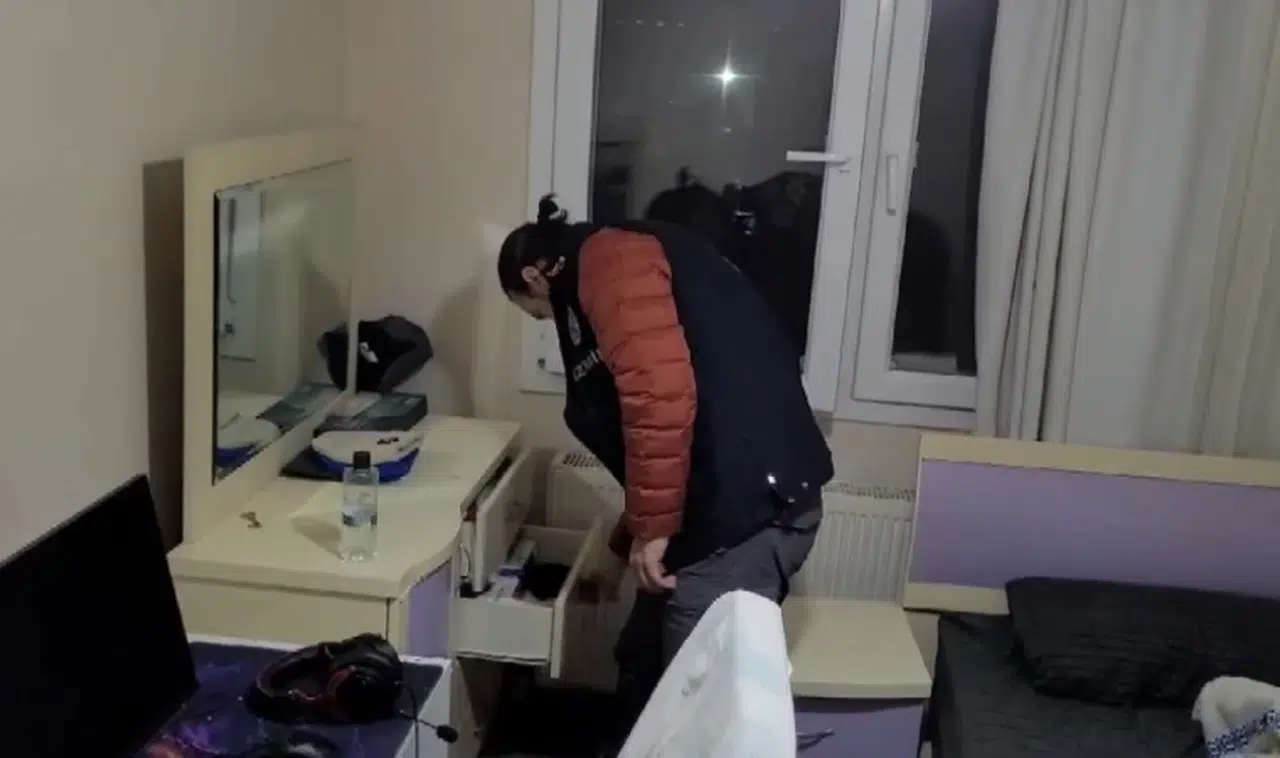 Dolandırıcılık yapanlar polisten kaçamadı