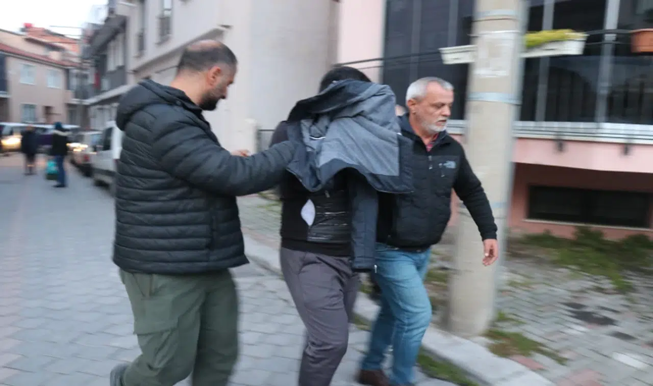 13 ayrı suçtan aranan şahıs polisten kaçamadı