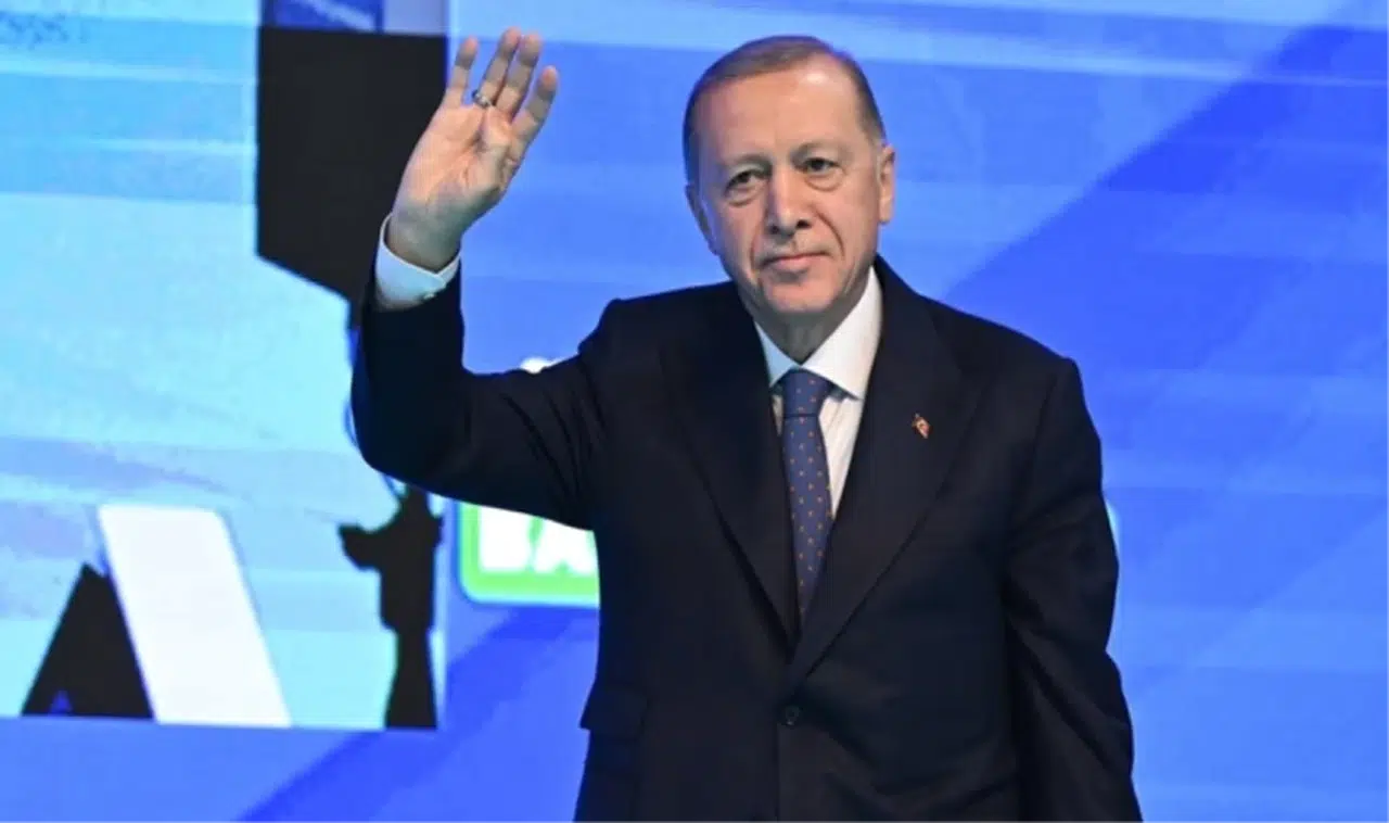 AK Parti İzmir İlçe Belediye Başkan Adayları belli oldu