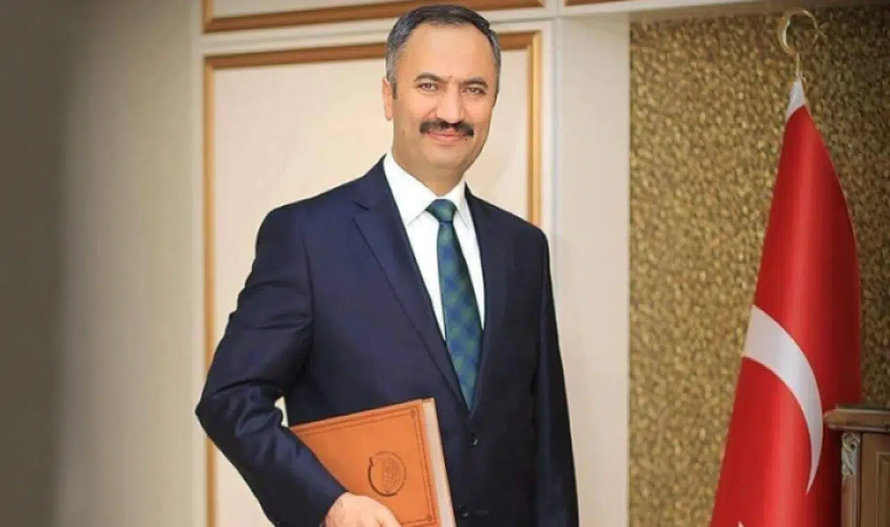Anayasa Mahkemesi'nin yeni üyesi Yılmaz Akçil