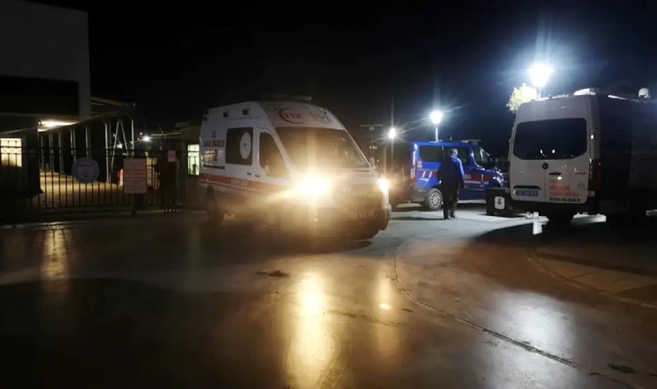 İzmir'de balıkçı teknesi battı: 3 ölü 2 kişi kayıp!