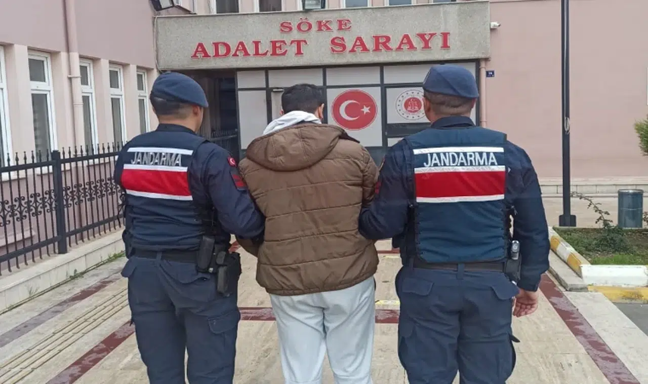 Jandarmadan silah tacirlerine operasyon: çok sayıda silah ele geçirildi