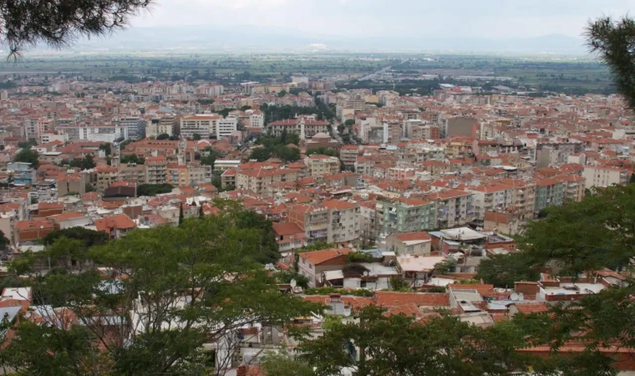 Manisa’da en çok mahalle hangi ilçede?