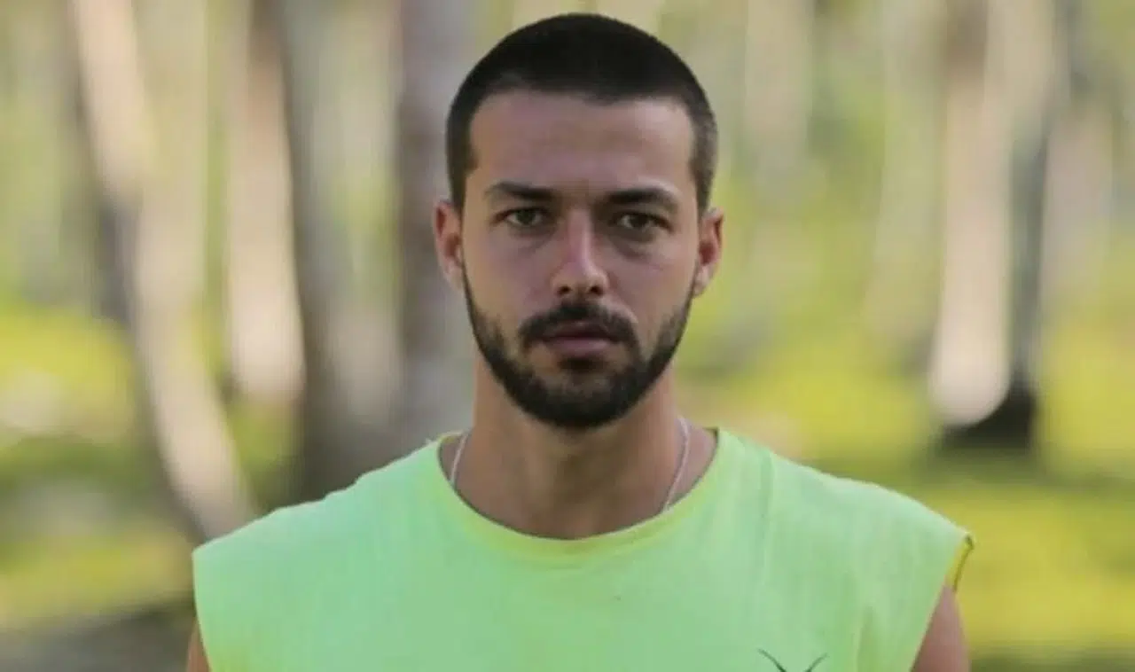 Survivor'a son anda katılan Hilmi Cem'i yarışmaya bakın kim ikna etmiş?