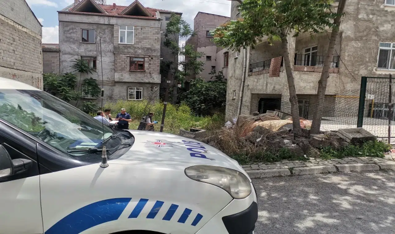 Süt dolu kovaya düşen bebekten acı haber!