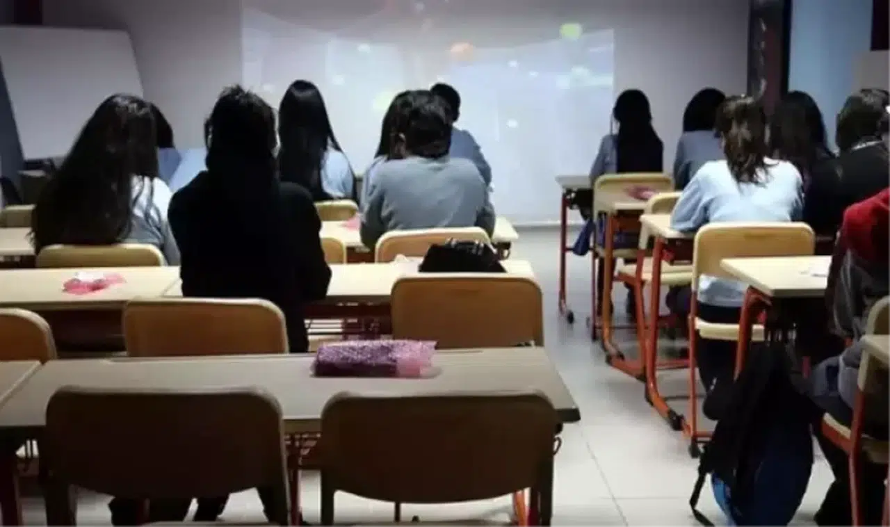 Milli Eğitim yılbaşı kutlamalarını yasakladı