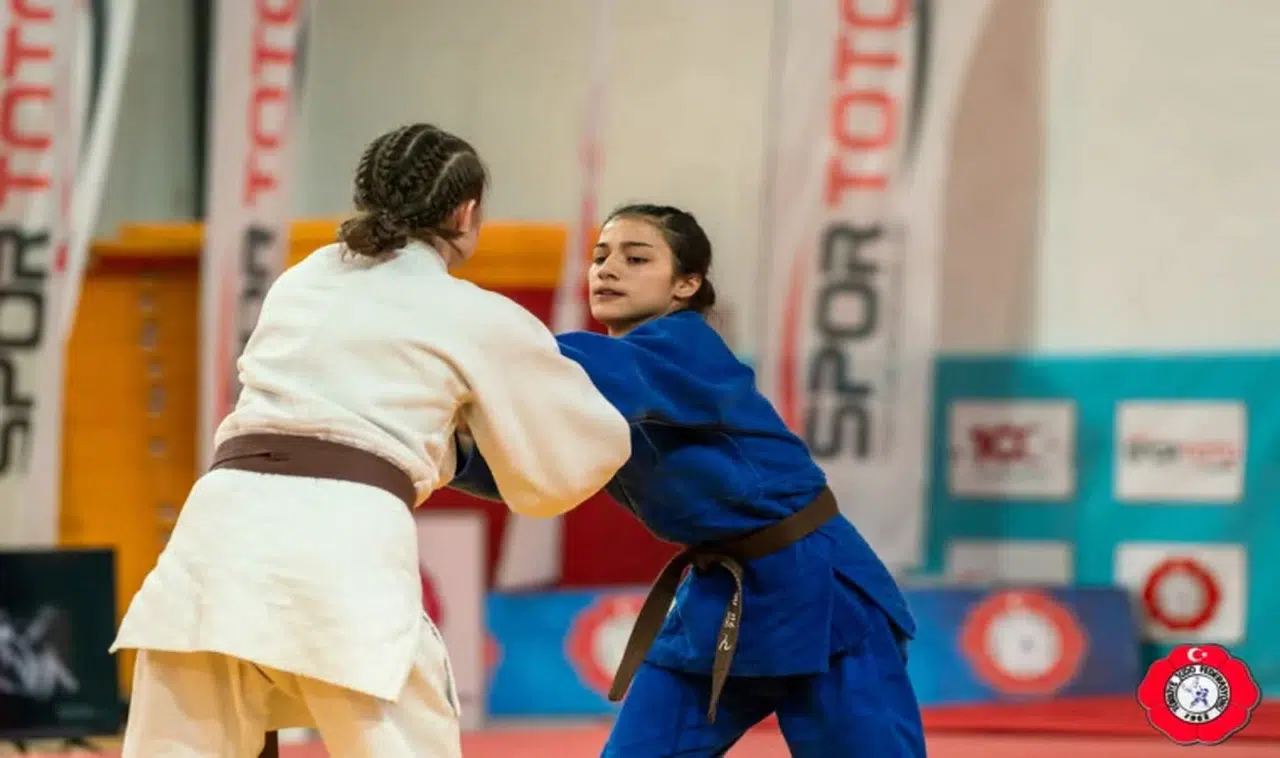 Manisalı Ayla Akkaya, Judo Ümit Milli Takım Kampına Davet Edildi