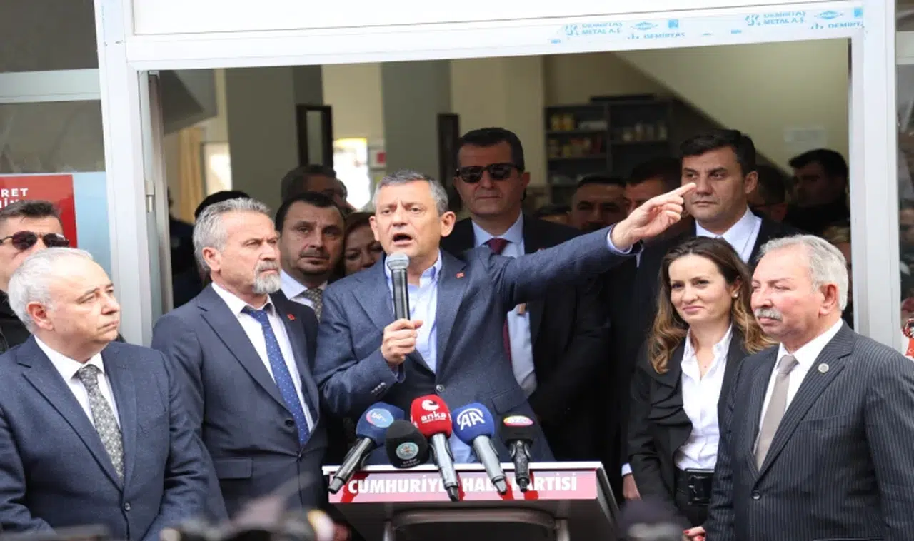 CHP’NİN EGE MİTİNGİ 19 MAYIS’TA İZMİR’DE OLACAK 