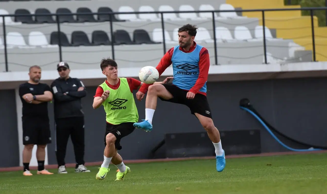 Manisa FK, ligde kalabilmek için mücadele edecek