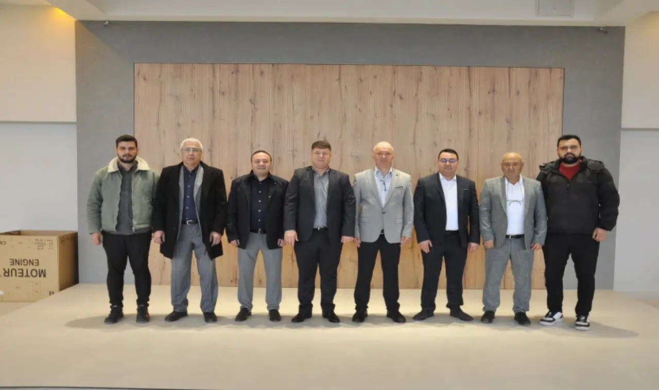 Salihli Sanayi Sitesi Kooperatifi'nde başkan değişmedi