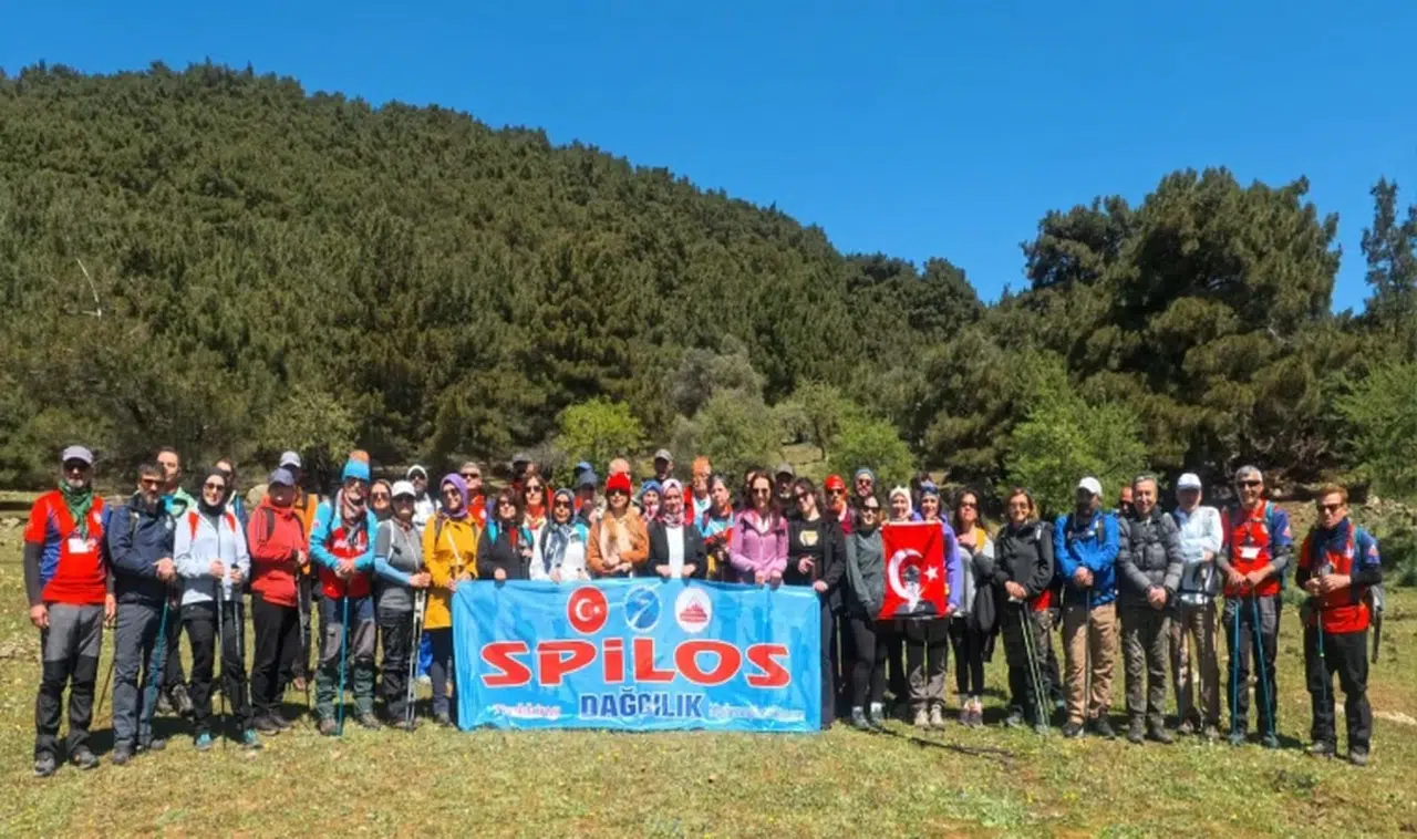 SPİLOS DAĞCILARINDAN TRAZLI SAKLI-BAHÇE-GAZİEMİR DOĞA YÜRÜYÜŞÜ 