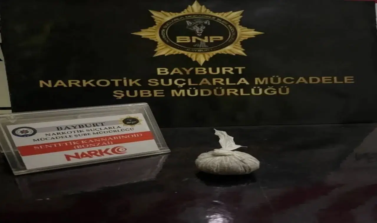 Şüpheli şahsın üzerinden uyuşturucu madde çıktı