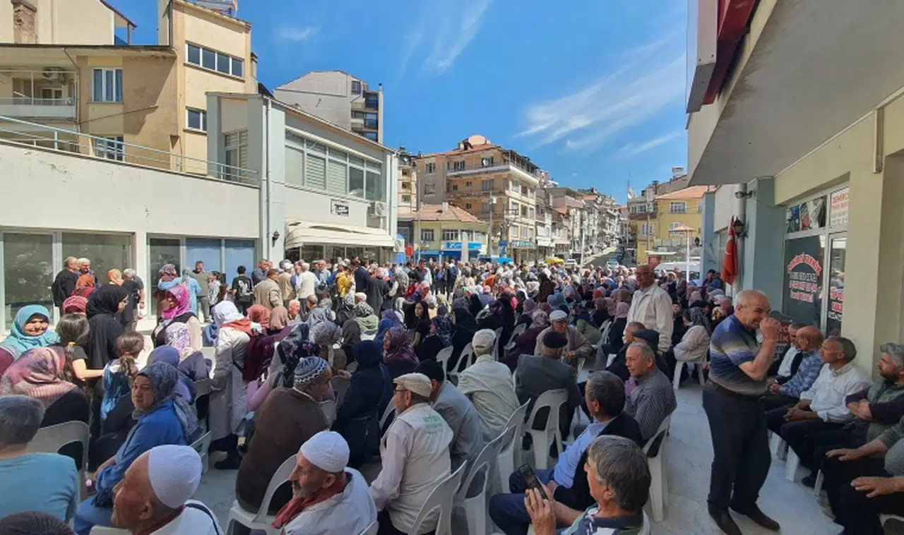 Hac yolcuları dualarla uğurlandı