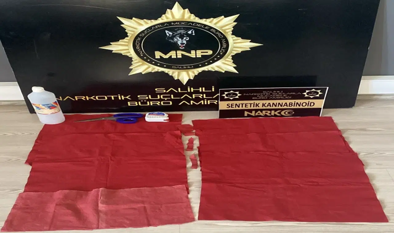 Manisa'da uyuşturucu emdirilmiş kağıt ele geçirildi