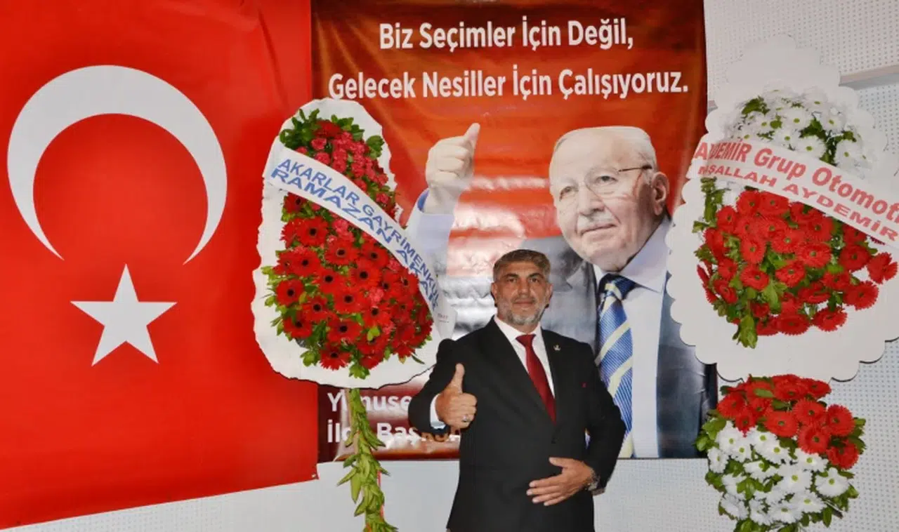 Yeniden Refah Partisi’nde Mehmet Baki Çelik güven tazeledi