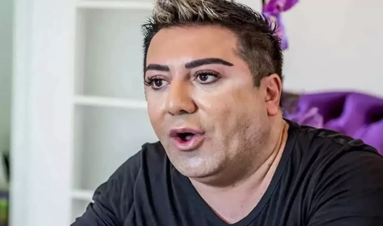 Yıllar önce boşandığı eski eşi ilk kez düğün töreninde görüntülendi