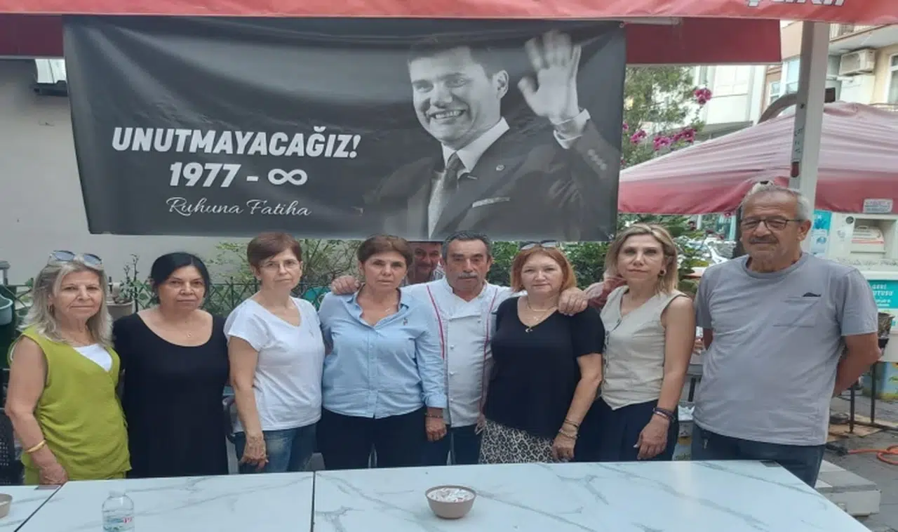29 Ekim Kadınları Derneği Ferdi Zeyrek’i andı 