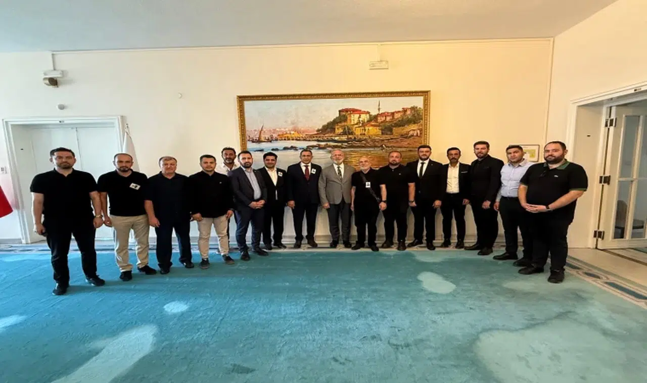 AK Parti Grup Başkanvekili Yenişehirlioğlu, Manisa Heyetini TBMM’de Ağırladı