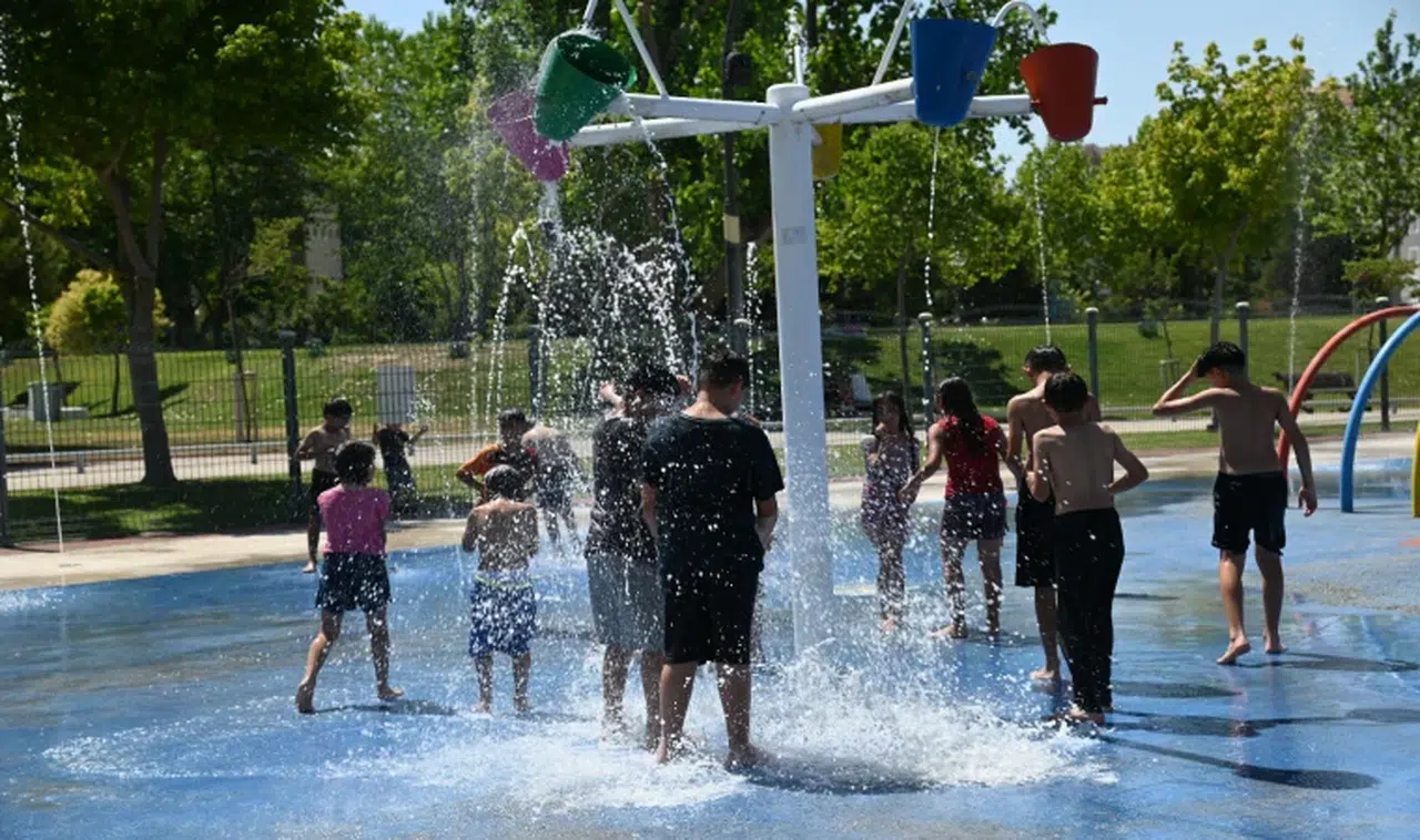 ÇOCUKLAR FRESH PARK’TA YAZ TATİLİNİN KEYFİNİ ÇIKARIYOR 