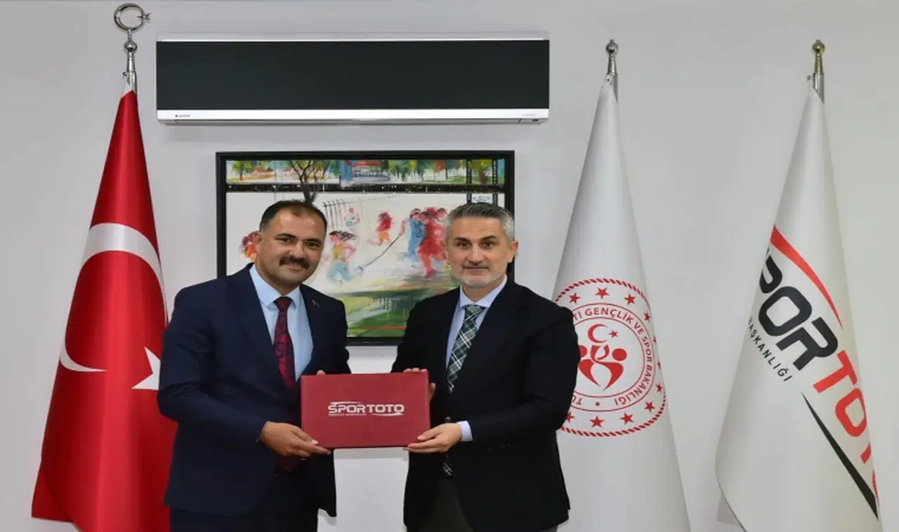 Demirci’ye yeni spor yatırımları kazandırılıyor 