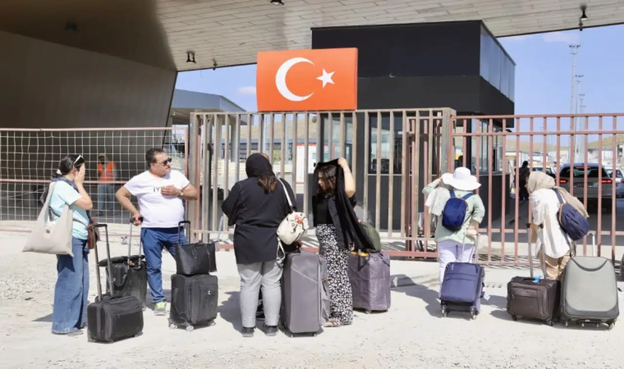 İranlılar sınırlarımıza dayandı