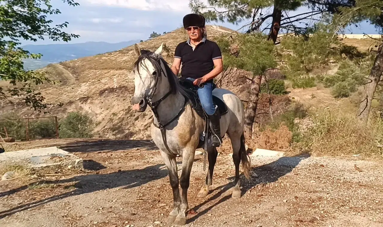 Kaymakam Genel atıyla köyleri dolaşıyor