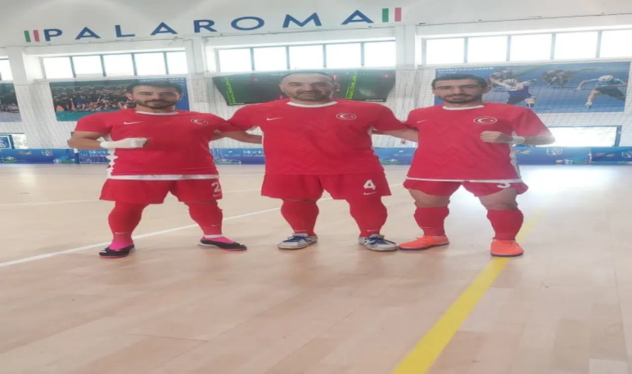 Manisa İşitme Engelliler Spor Kulübü’nden 3 sporcu milli takıma seçildi 