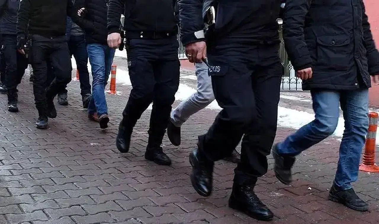 Manisa'nın da içinde olduğu 15 ilde yasa dışı bahis operasyonu