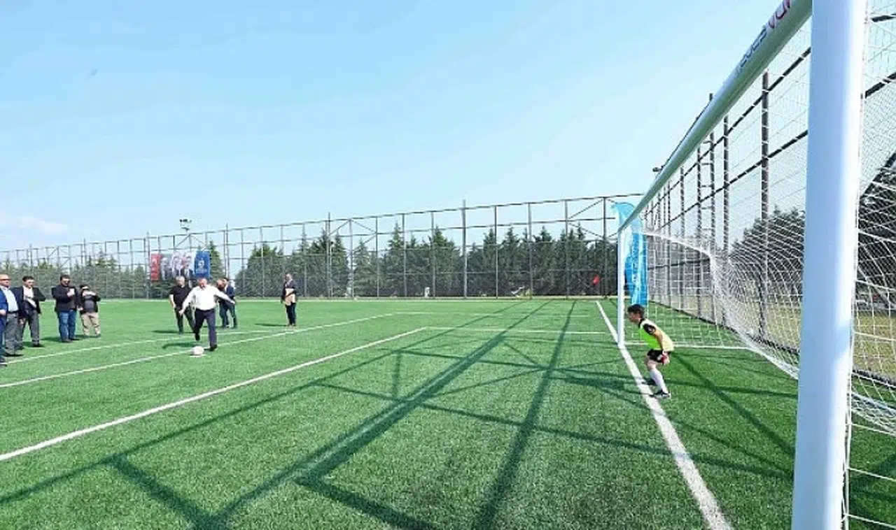 ”Millet Bahçesi” Gebze’ye bayram hediyesi