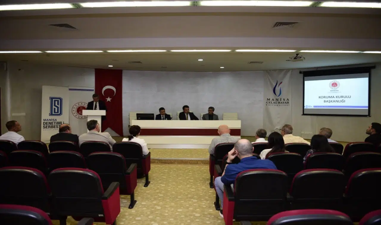 YAZ DÖNEMİNDE YÜKÜMLÜLER OKULLARI BOYAYACAK
