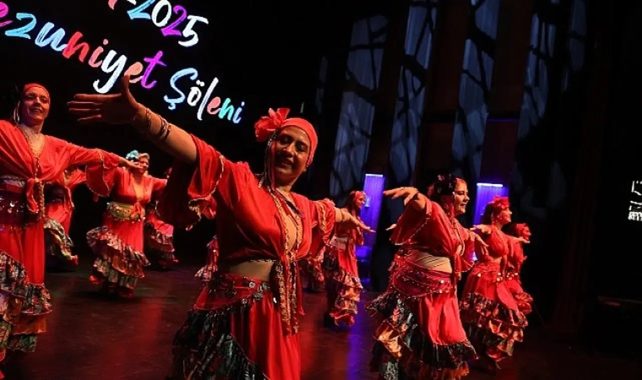 Zeytinburnu Kültür Sanat’ta Mezuniyet Heyecanı