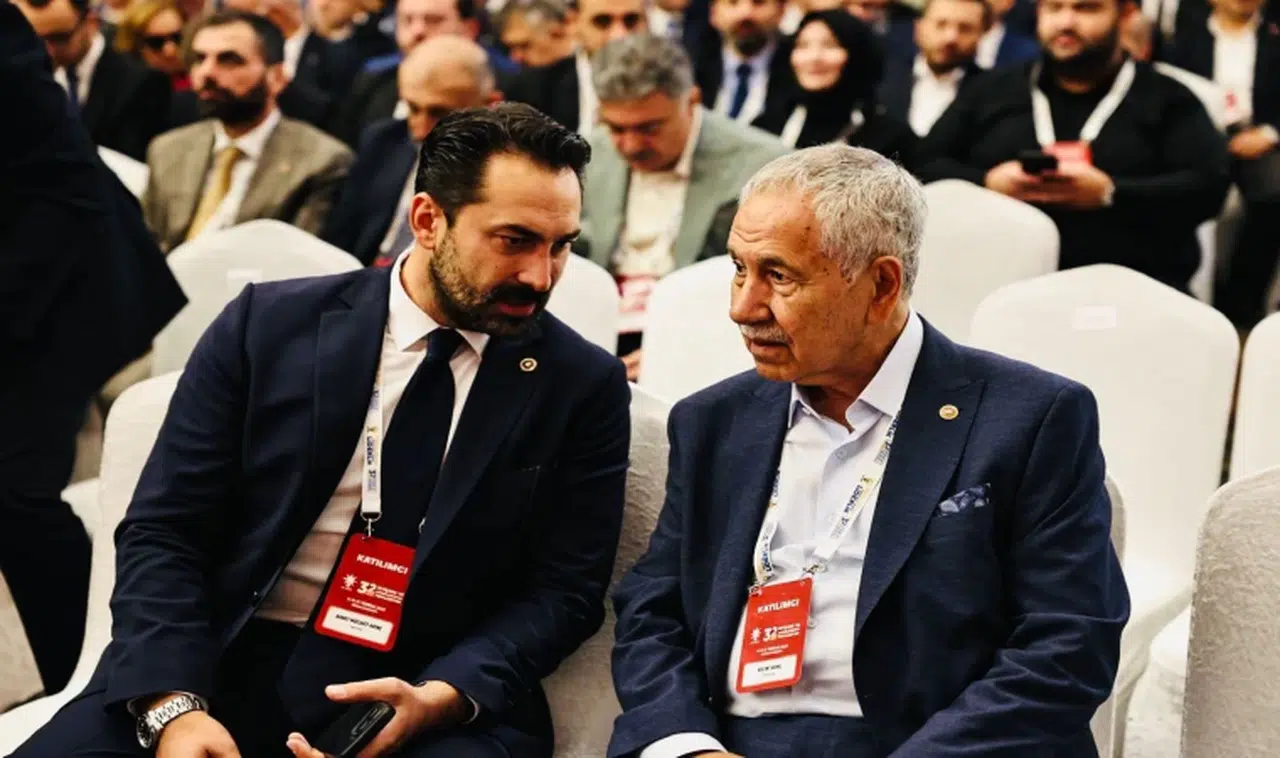 Arınç: Önümüzdeki döneme dair yol haritamızı şekillendiriyoruz