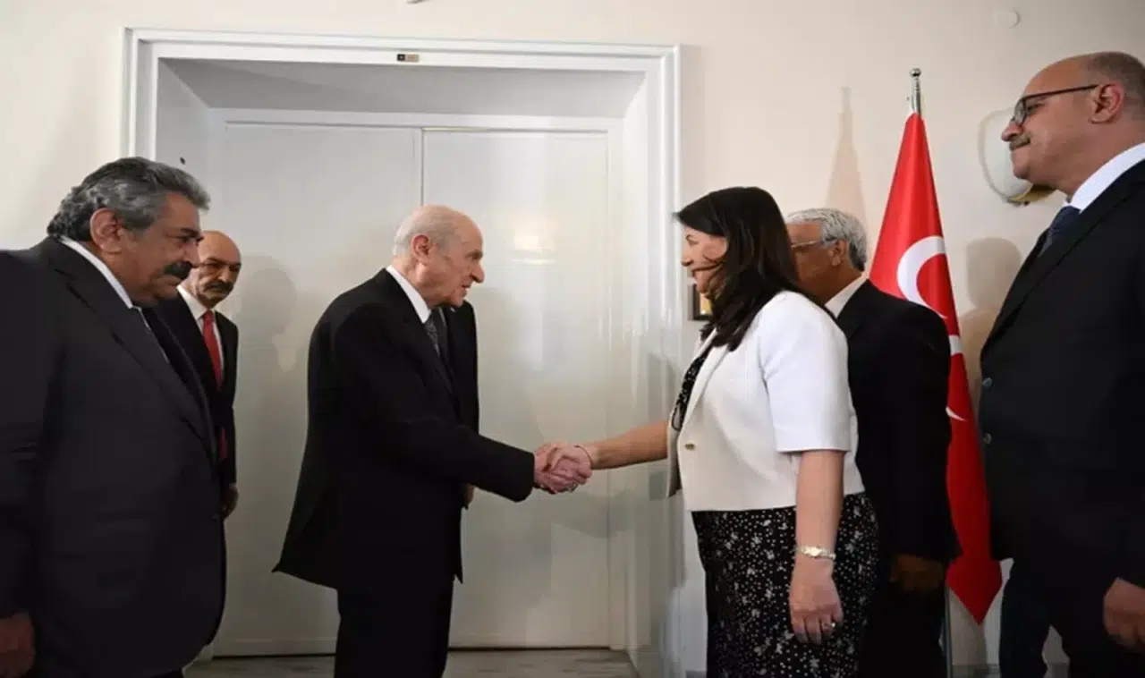Bahçeli, DEM heyetiyle bir araya geldi