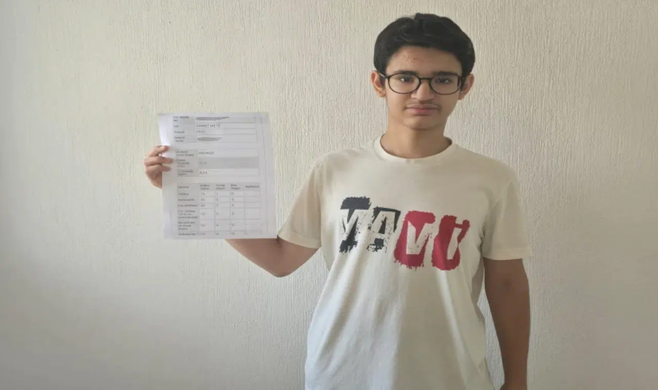 Birinciliği kıl payı kaçırdı