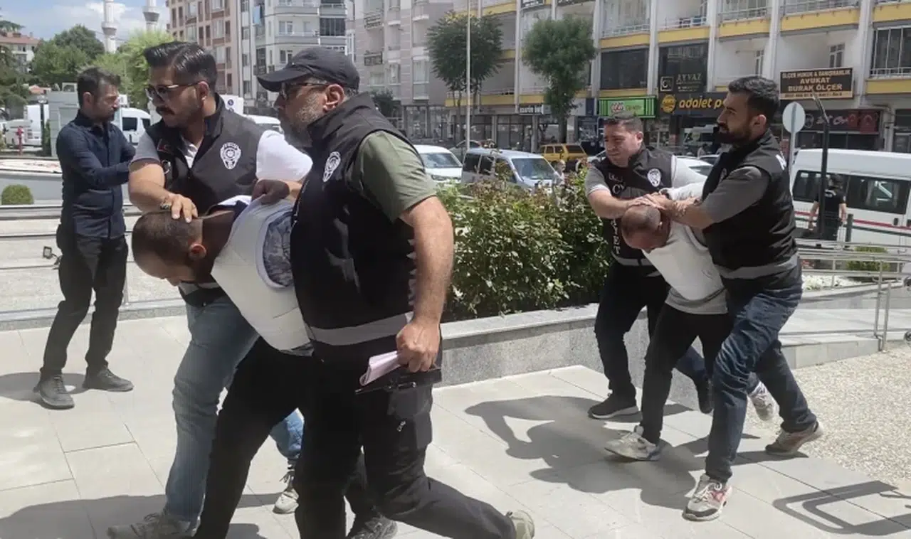 Cinayet zanlısı 3 kişi tutuklandı