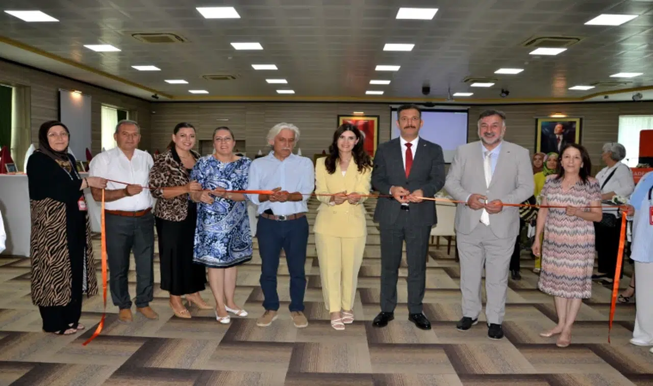 KADEM MANİSA’DAN GELENEKSEL EL SANATLARI SERGİSİ 