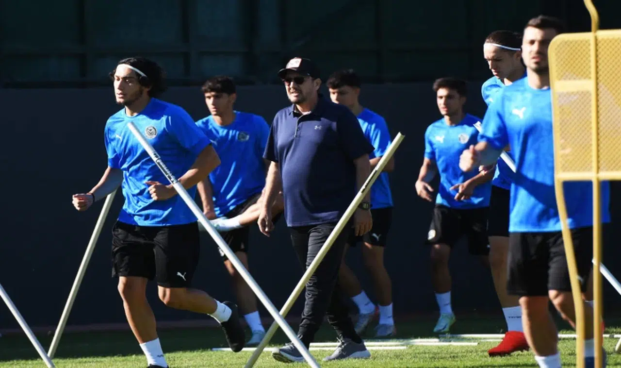 Manisa FK hazırlıklarını sürdürüyor 
