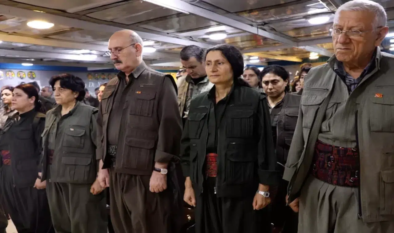 PKK'nın silah bırakma törenine kimler katılıyor?