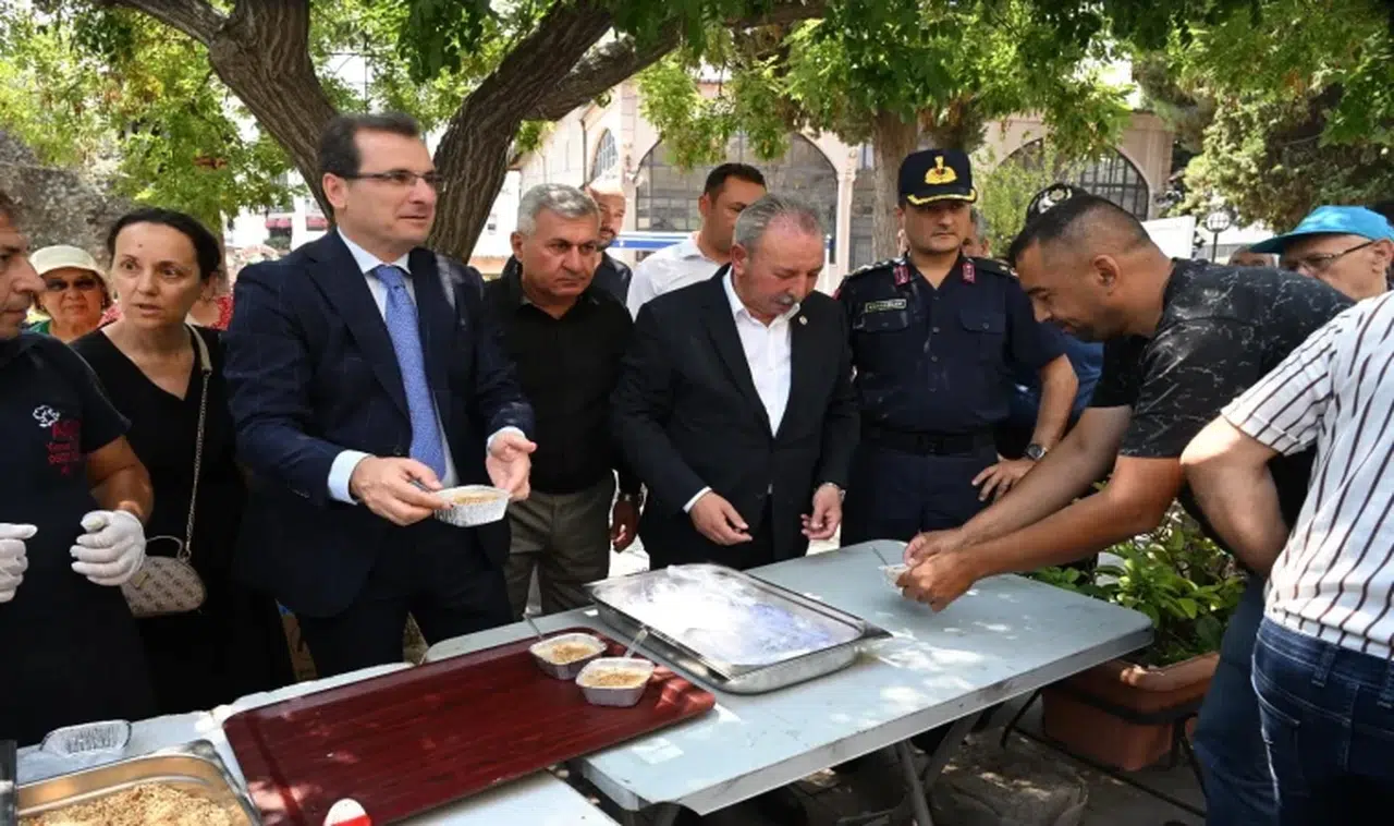 Şehit aileleri geleneksel aşure hayrı gerçekleştirildi