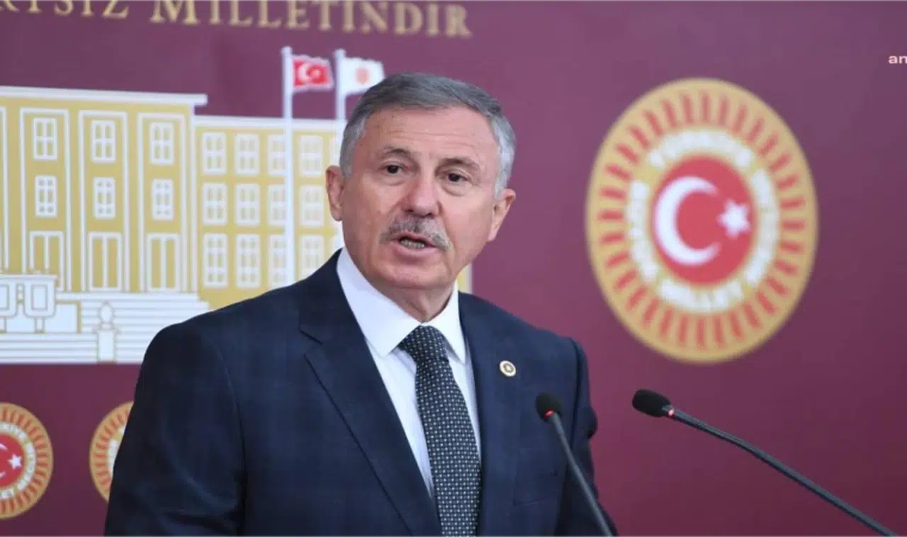 Selçuk Özdağ: Bu ilçeler adeta nefessiz bırakıldı!