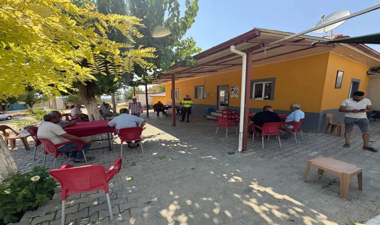 Traktör kullanıcılarına bilgilendirme semineri yapıldı