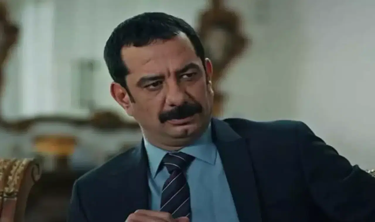 Ünlü oyuncu 53 yaşında hayatını kaybetti
