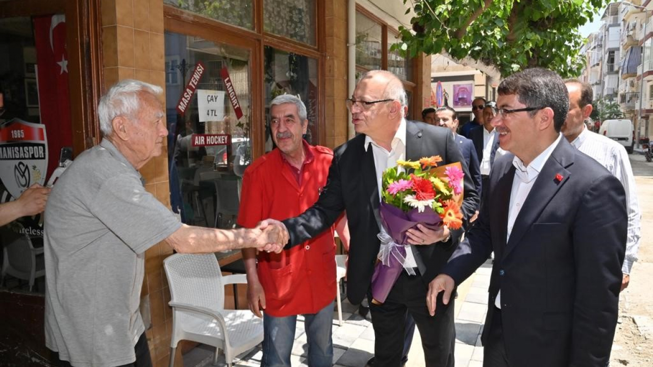 BAŞKAN ERGÜN ÇALIŞMALARI İNCELEYİP ESNAFLA BİR ARAYA GELDİ