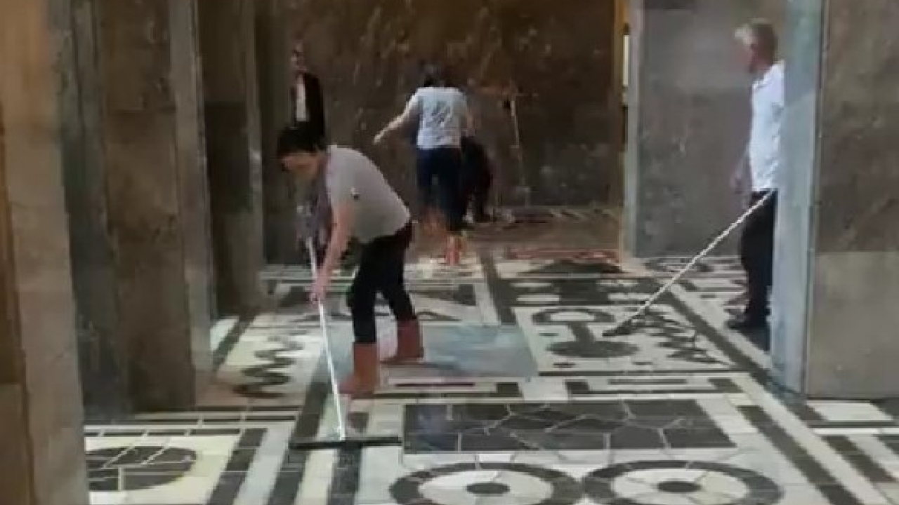 Cumhurbaşkanı Erdoğan'ın yemin töreni öncesinde TBMM'yi su bastı