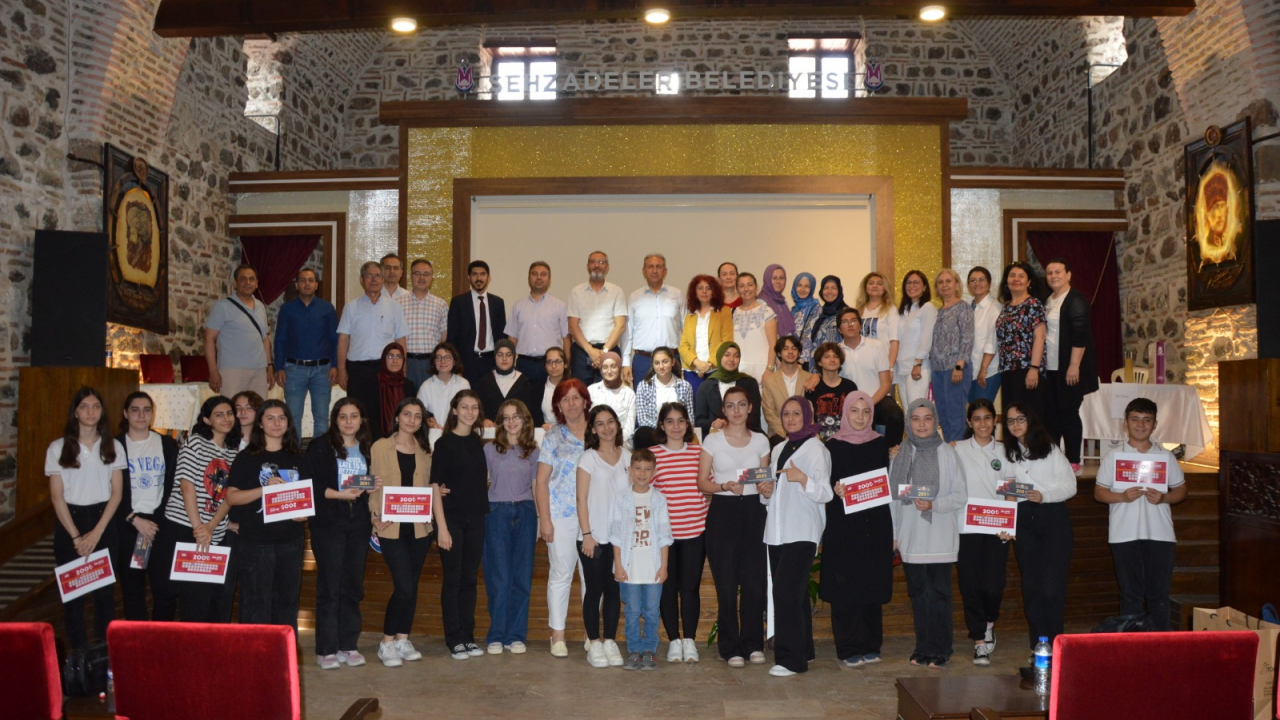 Gediz Anadolu Lisesi’nden Din ve Kültür Bilgi Yarışması