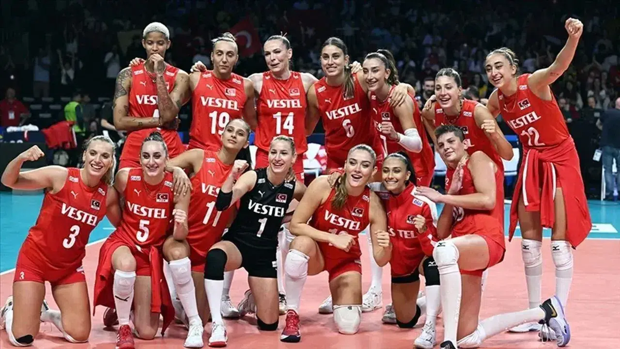 Tarihe Geçen Zafer: Filenin Sultanları Dünya Şampiyonası’nda Yarı Finalde!