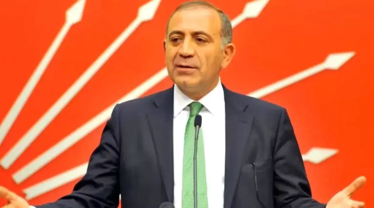 Gürsel Tekin CHP'den İhraç Edildi: Özgür Özel'den Kayyum Kararı Sonrası Sert Açıklama