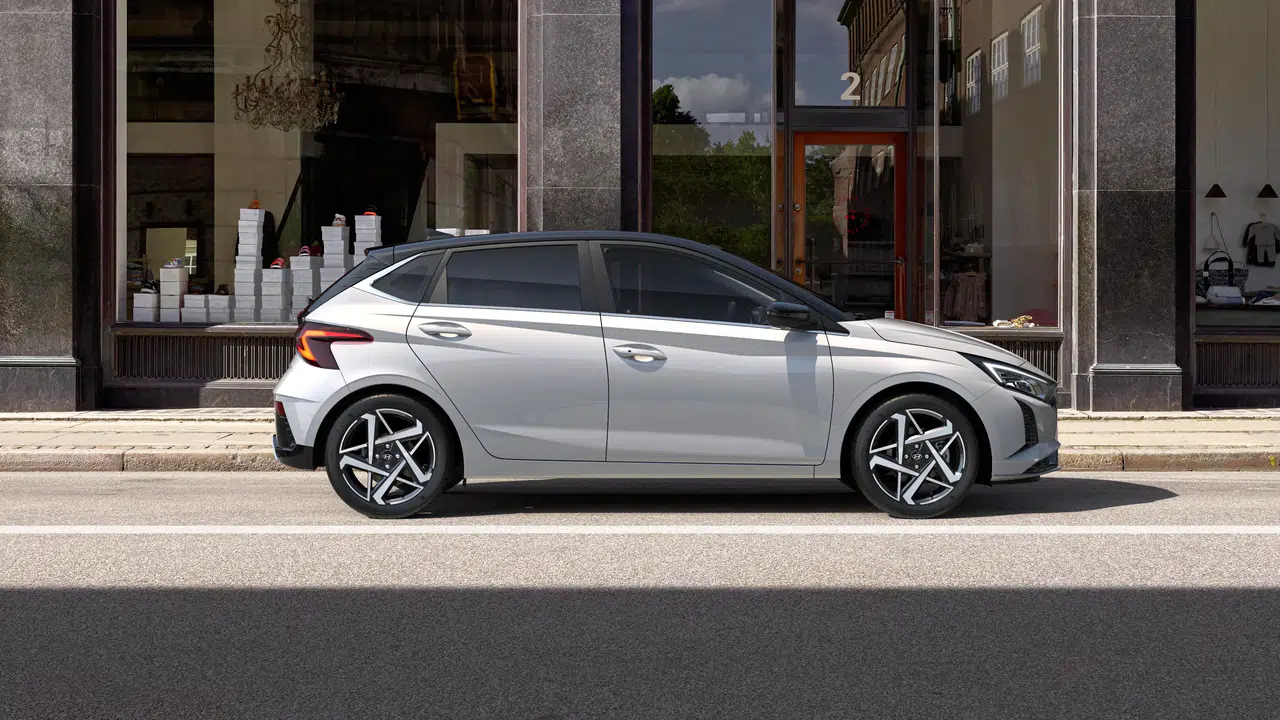 Yıl Sonu Fırsatı: Hyundai i20 Fiyatları Dip Yaptı, Bayilerde Kuyruk Oluştu